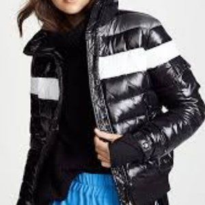 SAM. Women's Starburst short down jacket